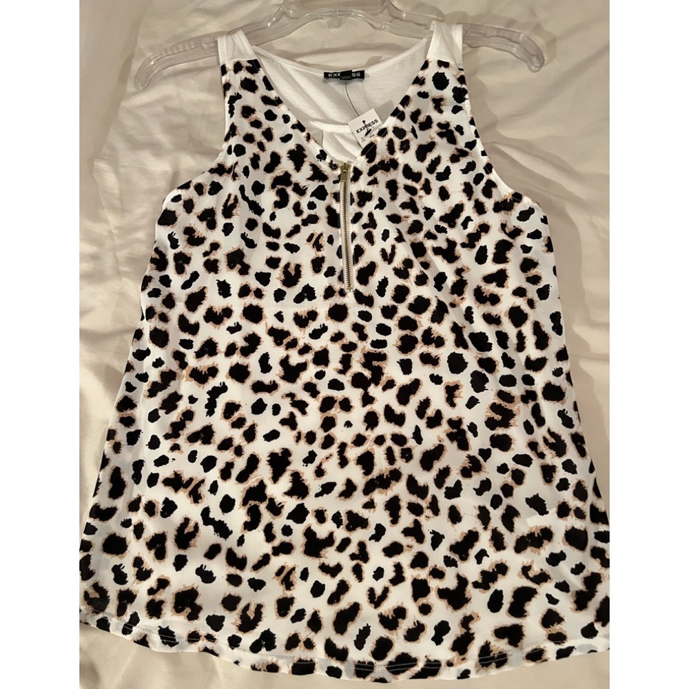 BNWT.  Animal print tank top.  XS